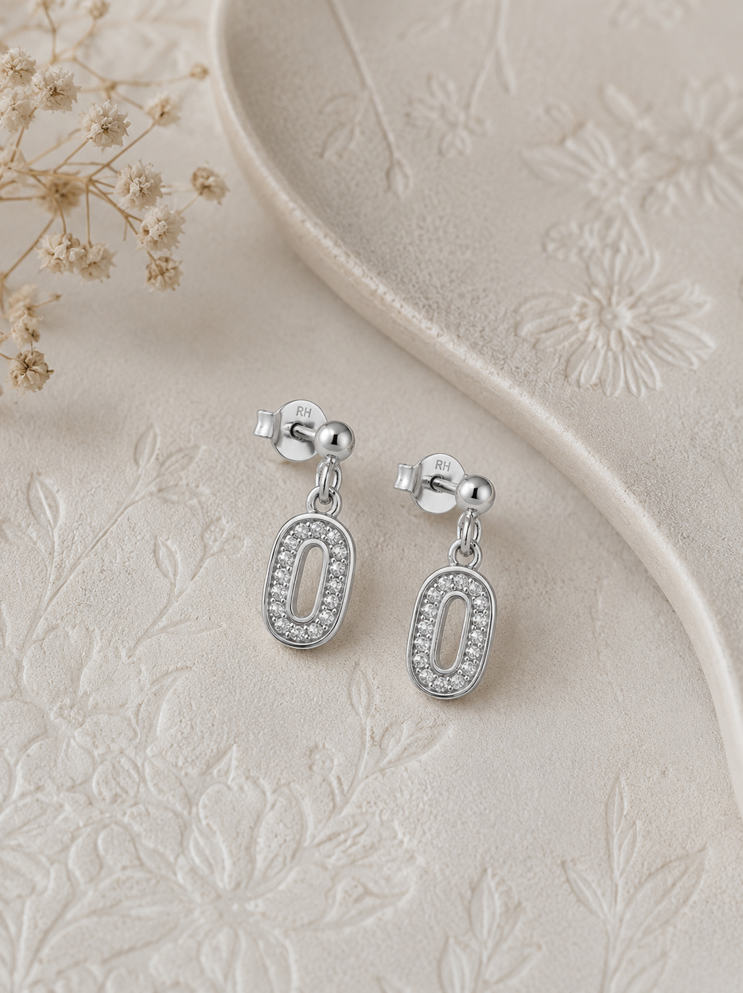 Ophelia_Oval_Drop_Earrings #color_silver
