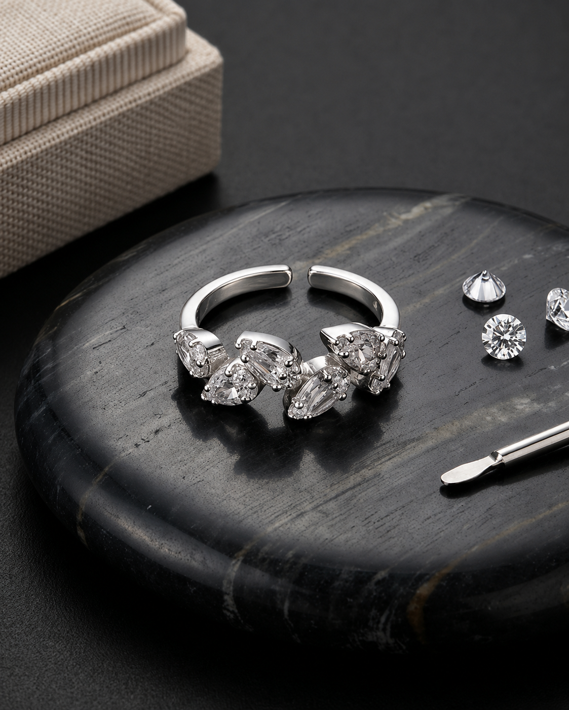 Adjustable open ring with delicate leaf design #color_silver