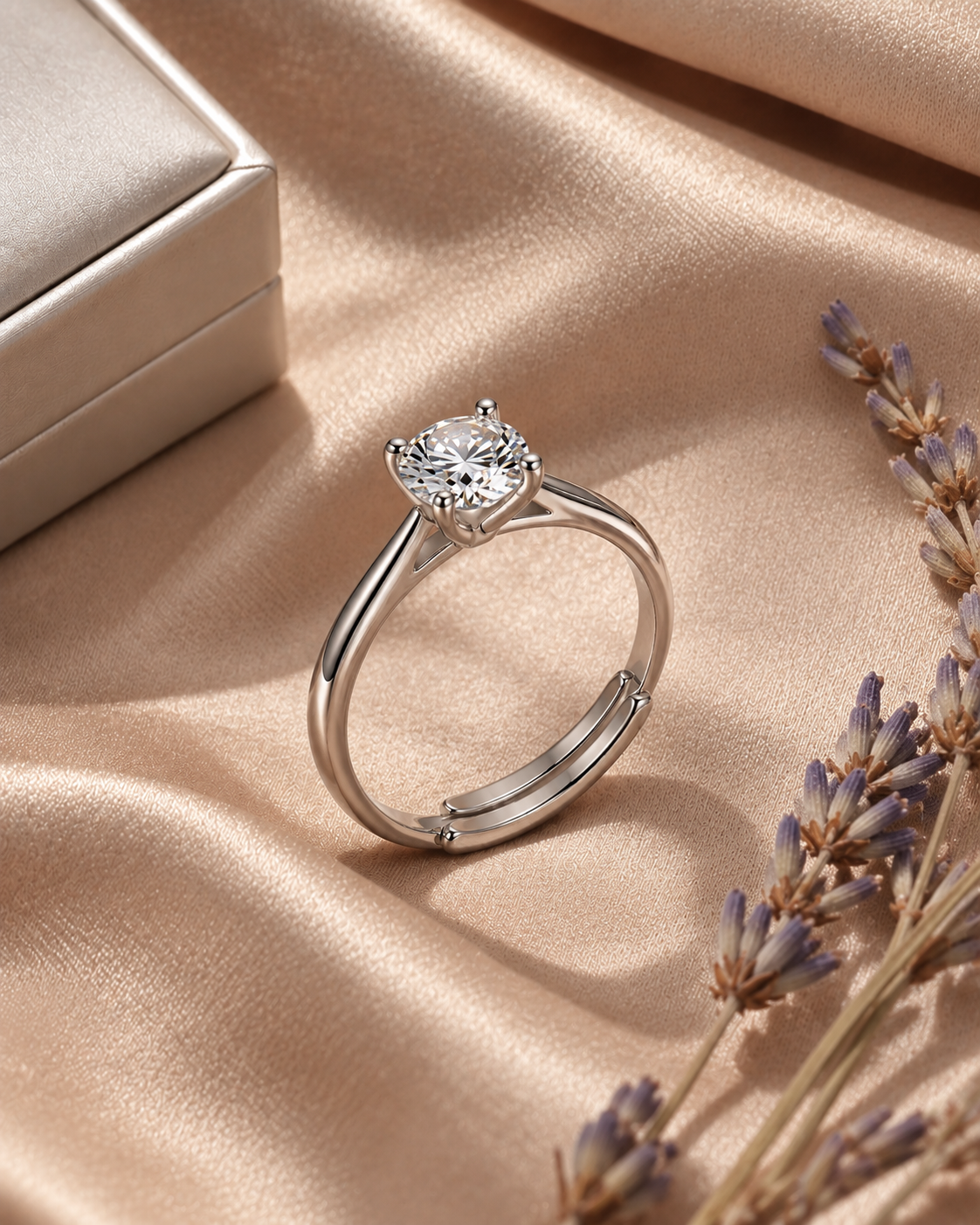 Round Solitaire Ring in 925 Silver | Cilvira