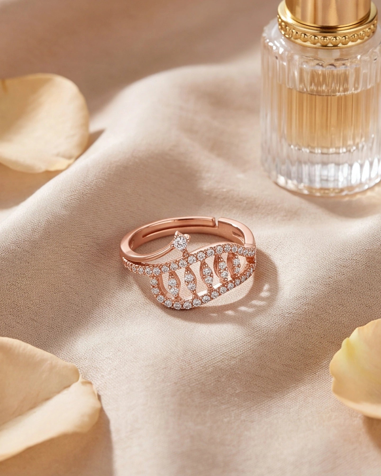 Diamante_Arch_Ring_Crystal_Tiara_Band_Ring_for_Women_#color_rose gold
