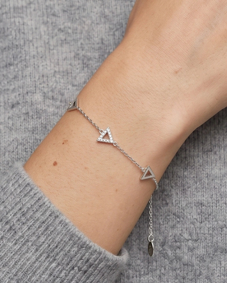 Delta Minimal Silver Bracelet for women #color_silver