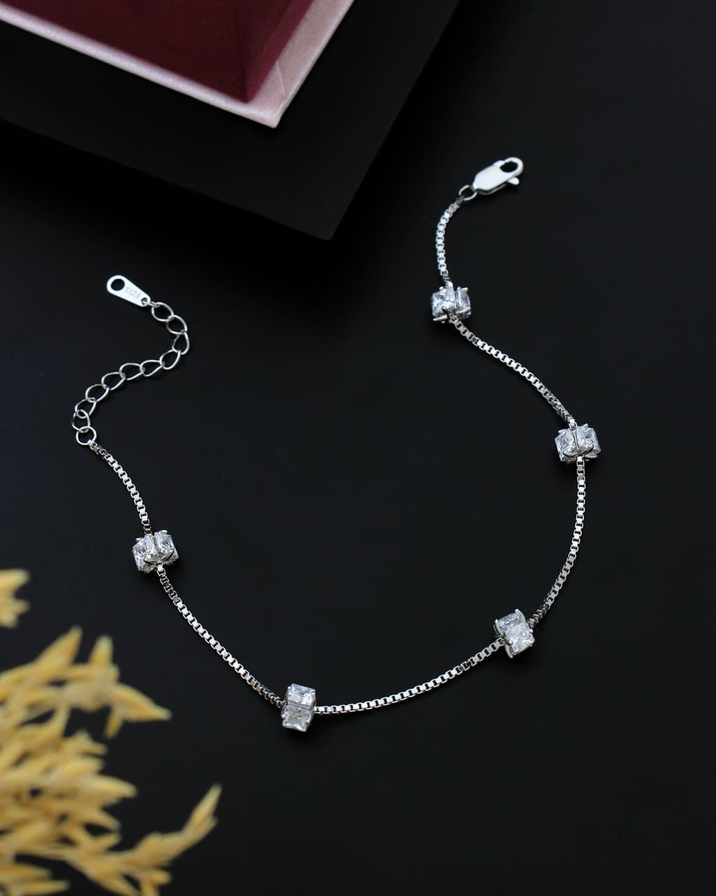 #color_silver