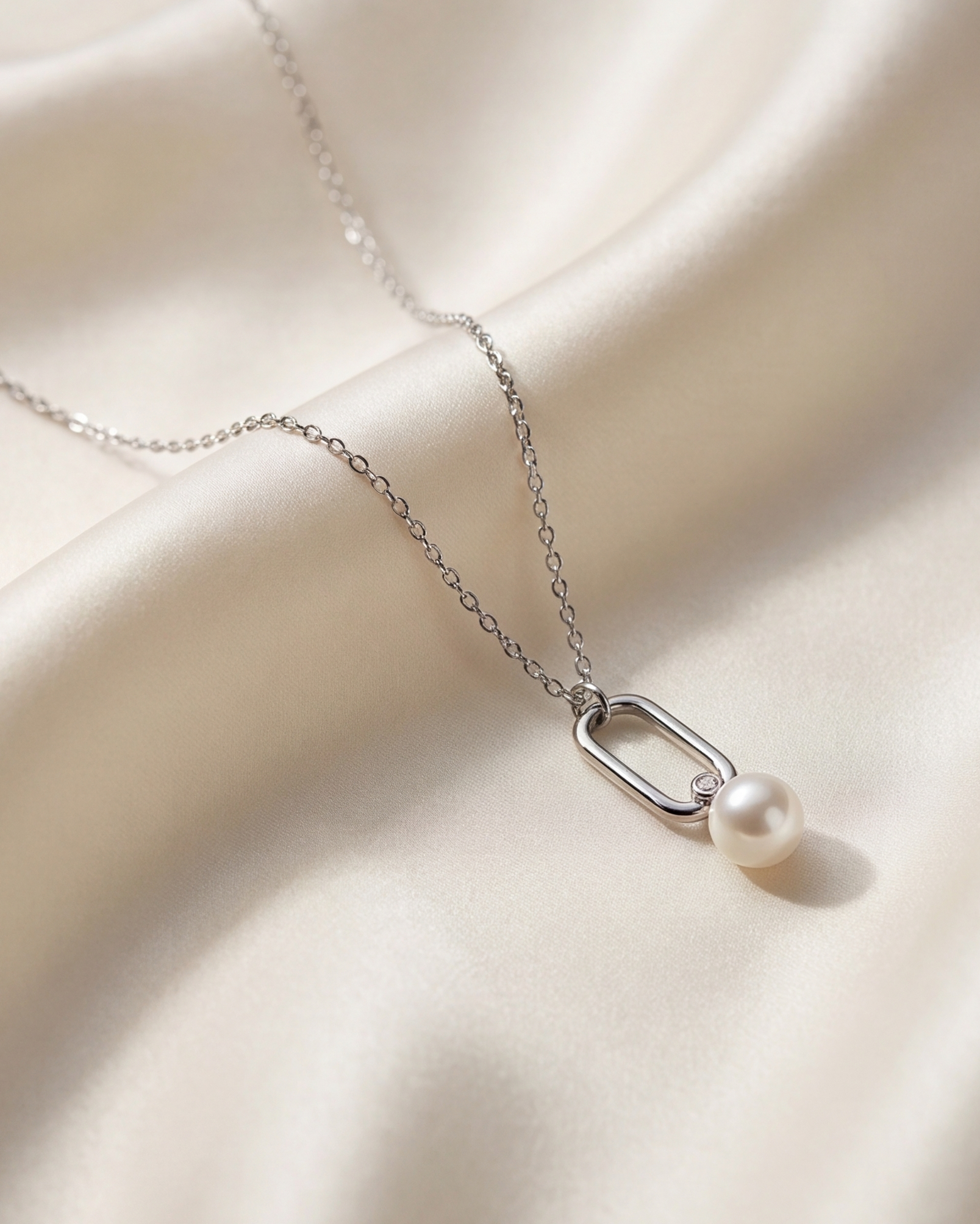 Dainty Link & Pearl Pendant Necklace #color_silver