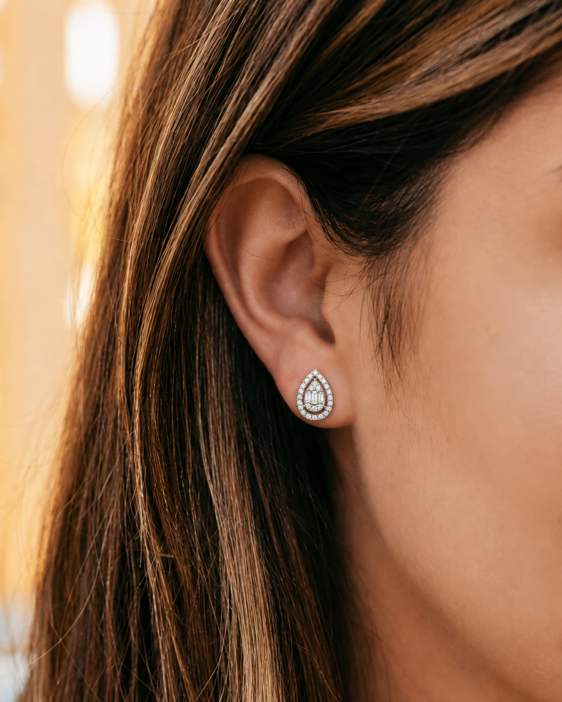 Minimal elegant pear outline stud earrings #color_silver