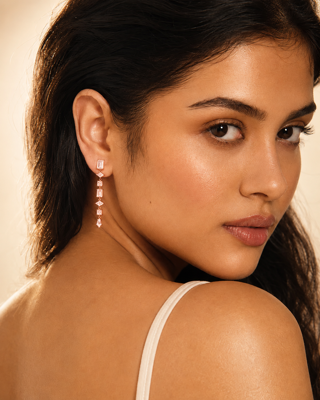 Classic round halo stud earrings #color_rose gold