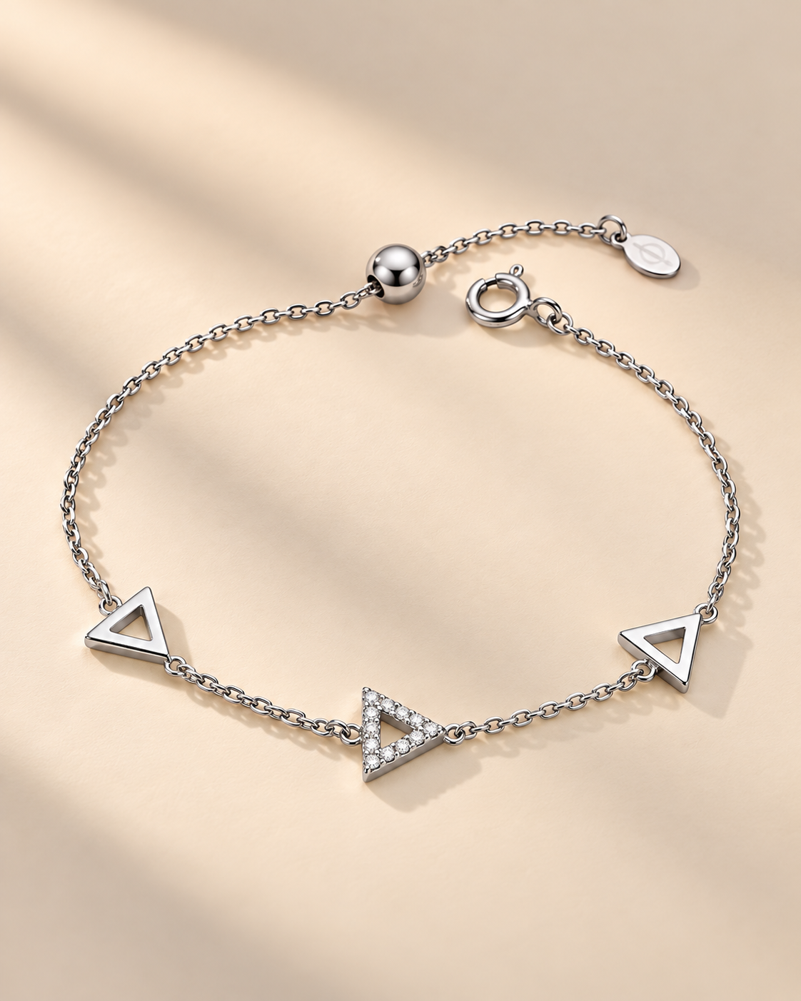 Delta Minimal Silver Bracelet for women #color_silver
