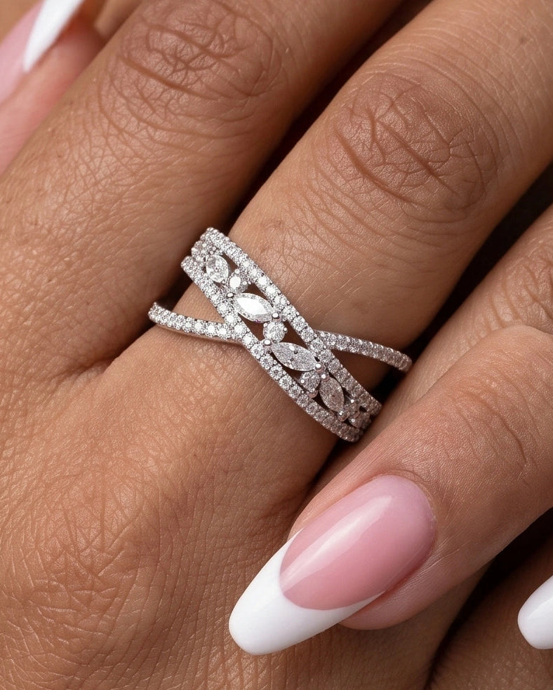 Elegant women’s crossover ring #color_silver