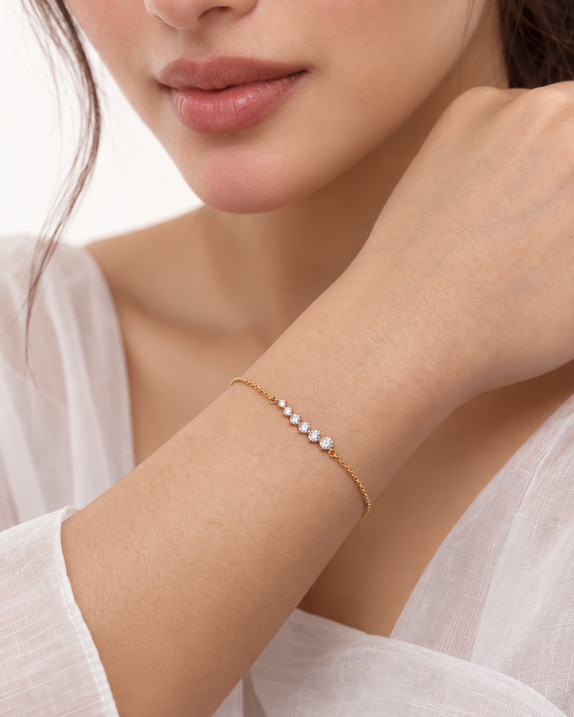 925 Sterling Silver curved bar accent chain bracelet