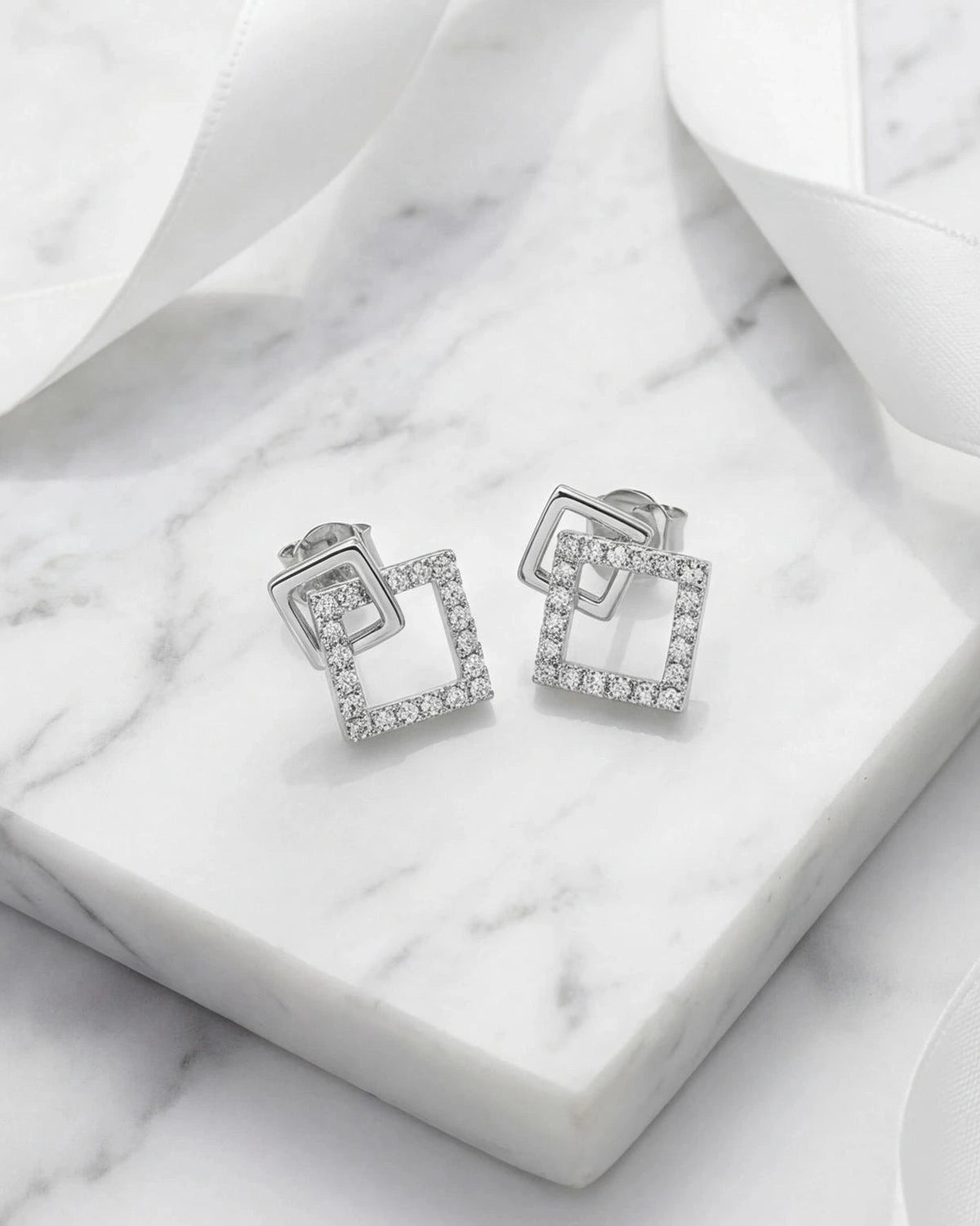 Elegant square studs #color_silver