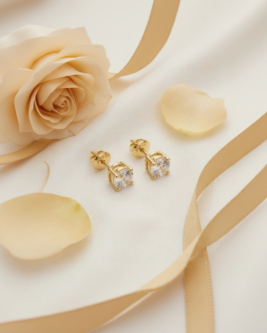 Simple sparkle round stud earrings in CZ #color_gold