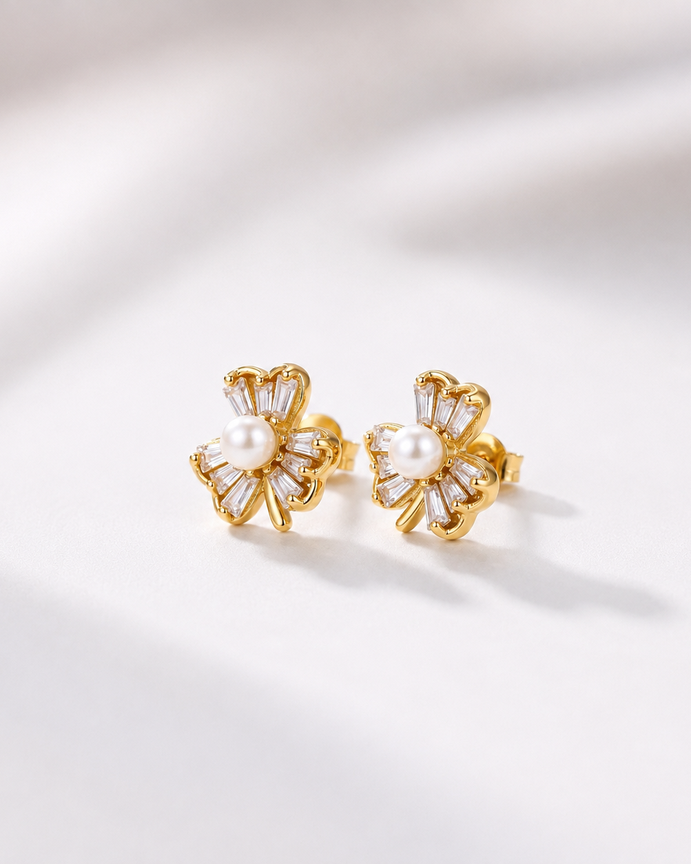 Pearla_Clover_CZ_Stud_Earrings #color_gold