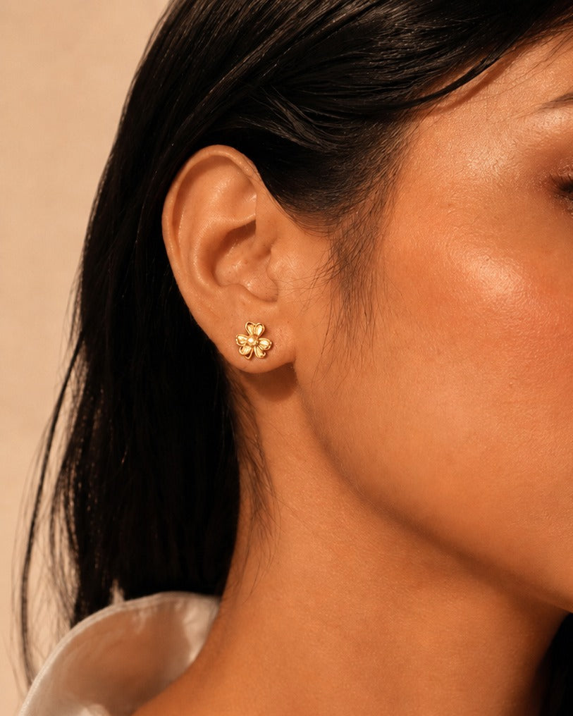 Pearla_Clover_CZ_Stud_Earrings #color_rose gold 
