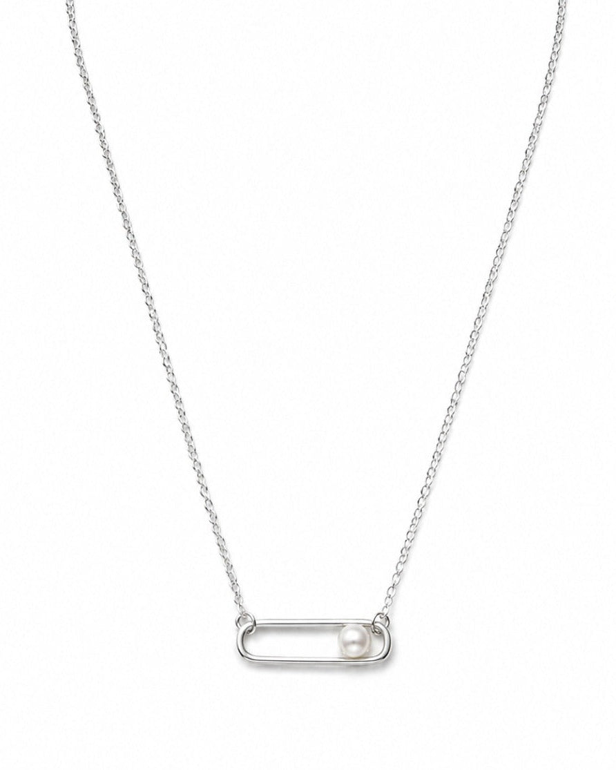 Silver pearl necklace