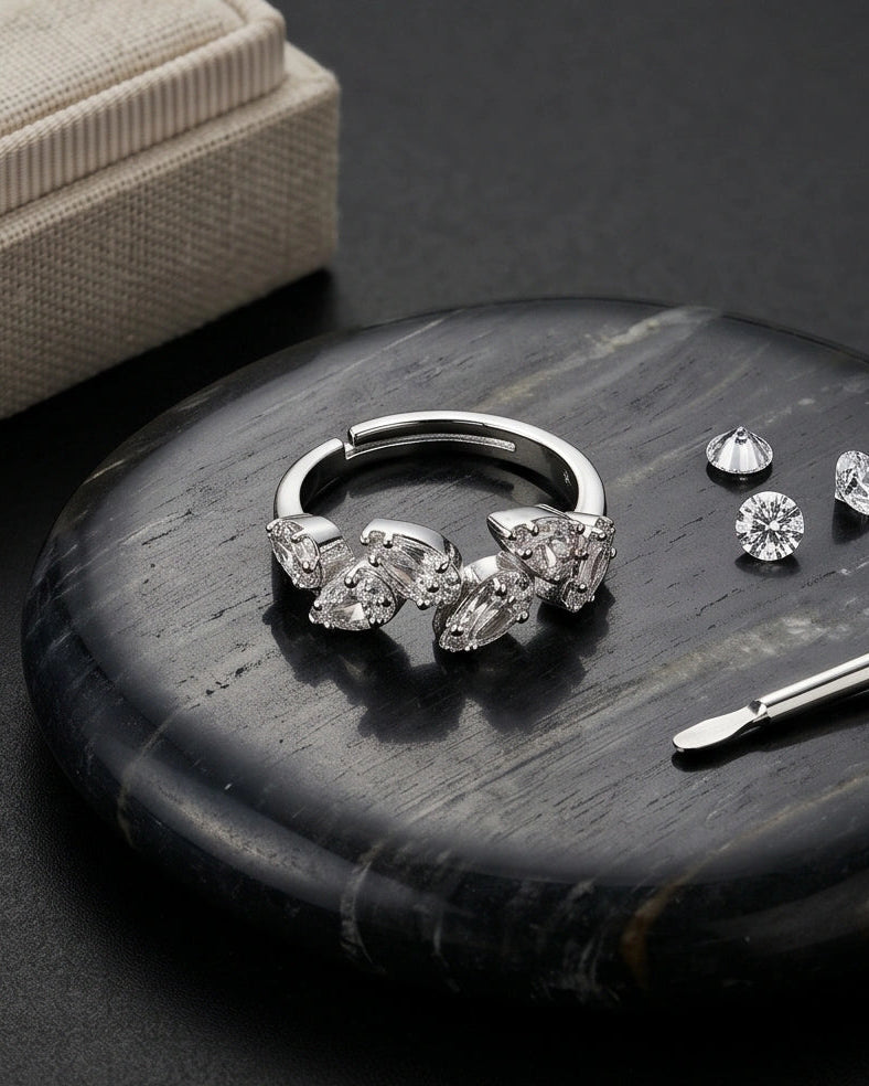Adjustable open ring with delicate leaf design #color_silver
