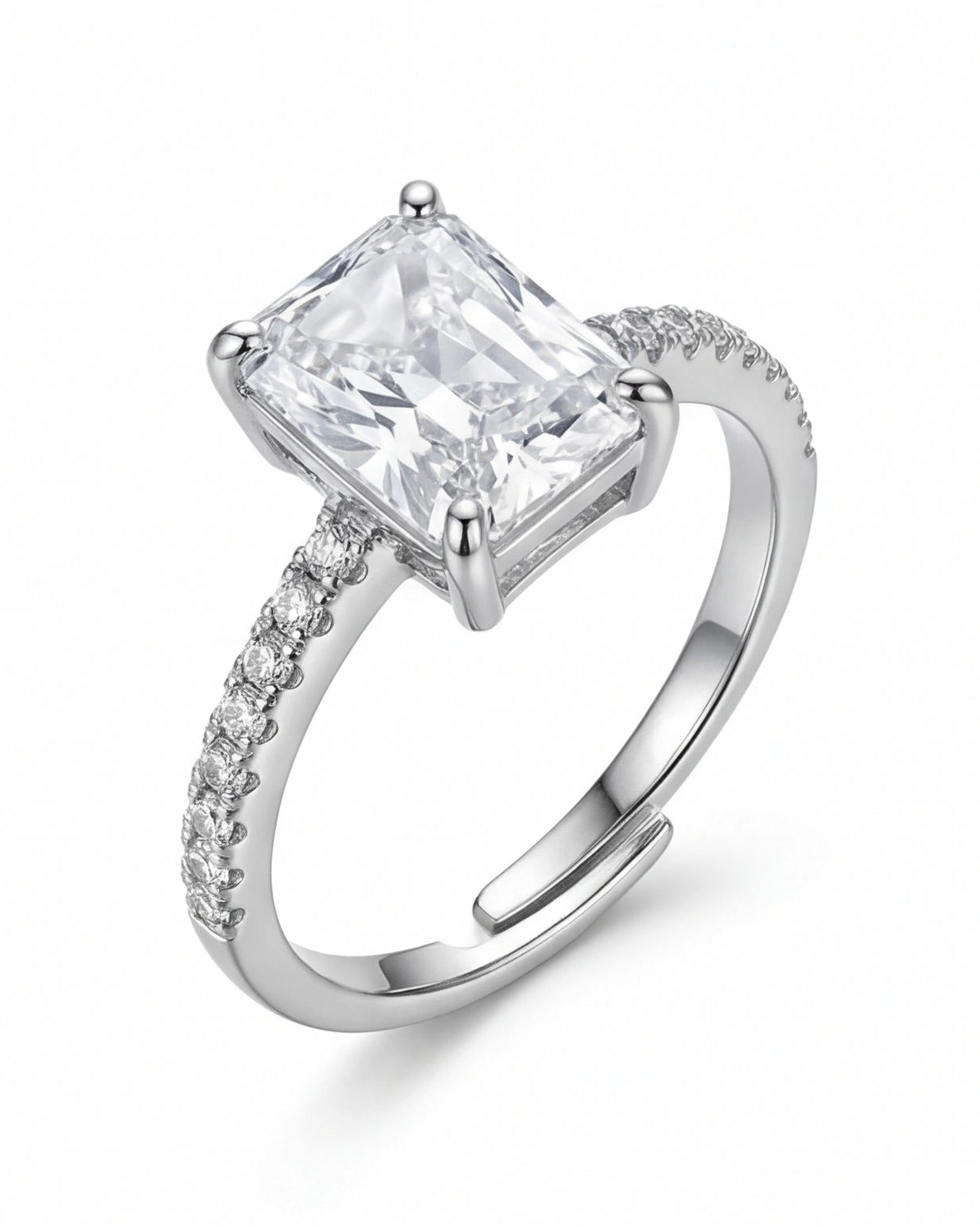 Close-up of Radiant One luxury look #color_silver